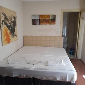 Pansiyon Esıntı, İstanbul